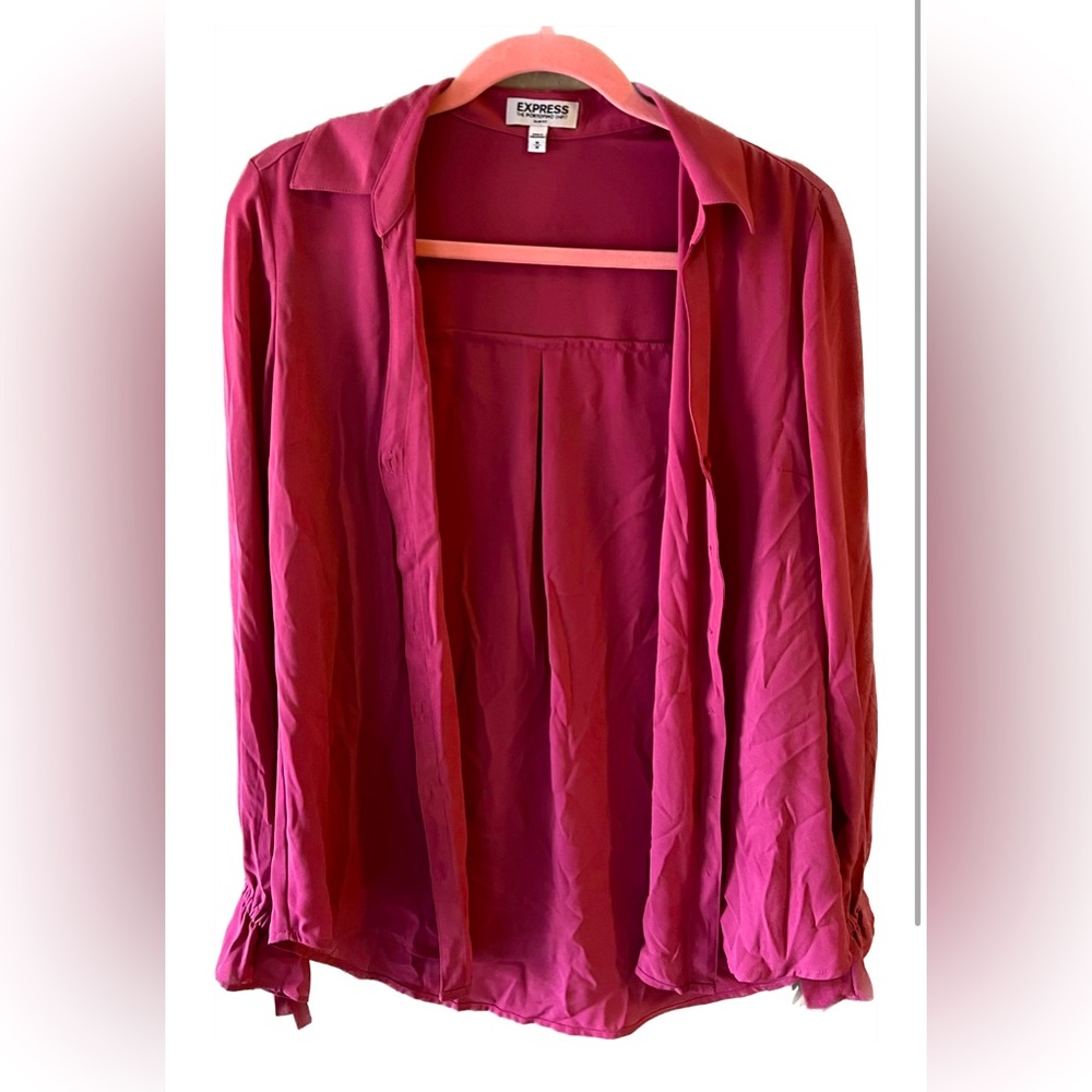 Long sleeve and light blouse